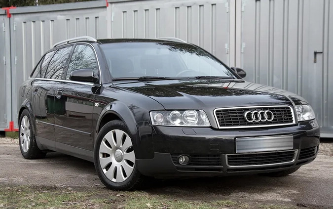 Audi A4 cena 13999 przebieg: 220000, rok produkcji 2003 z Elbląg małe 254